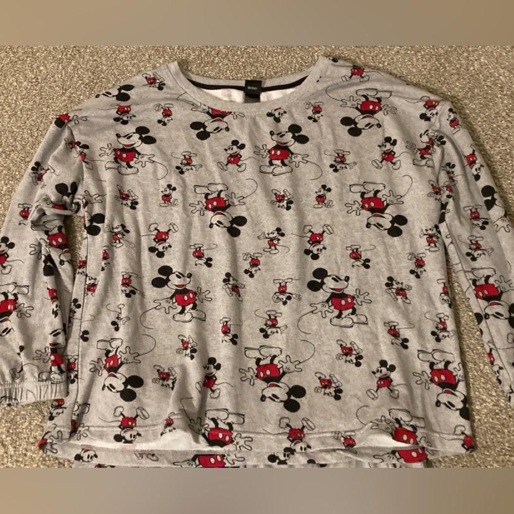 Disney Mickey Mouse Two Piece Pajama Set – Women’s Large